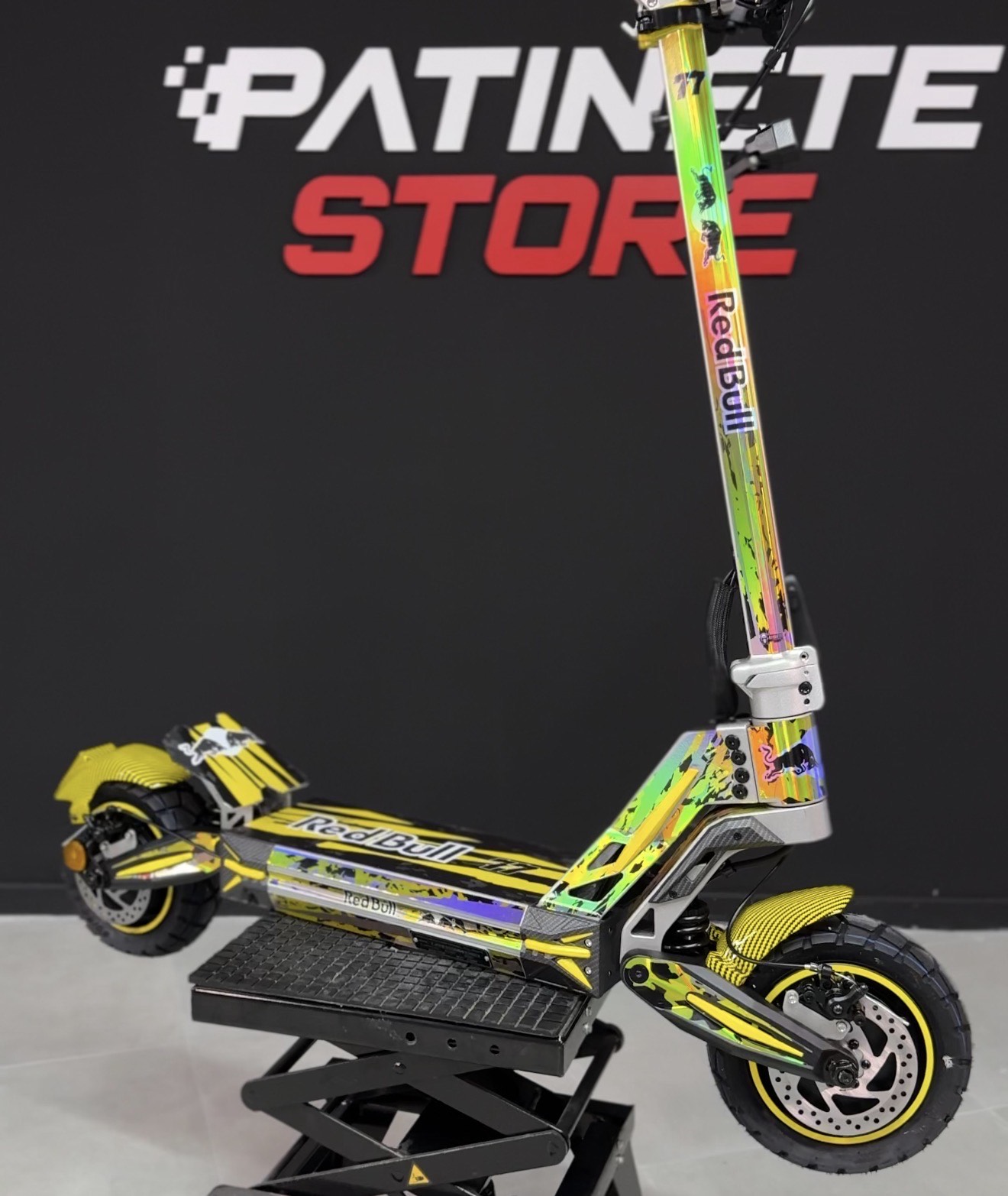 Vinilo Ecoxtrem M41 Tank / Armored AMARILLO Holografico REDBULL - Imagen 3