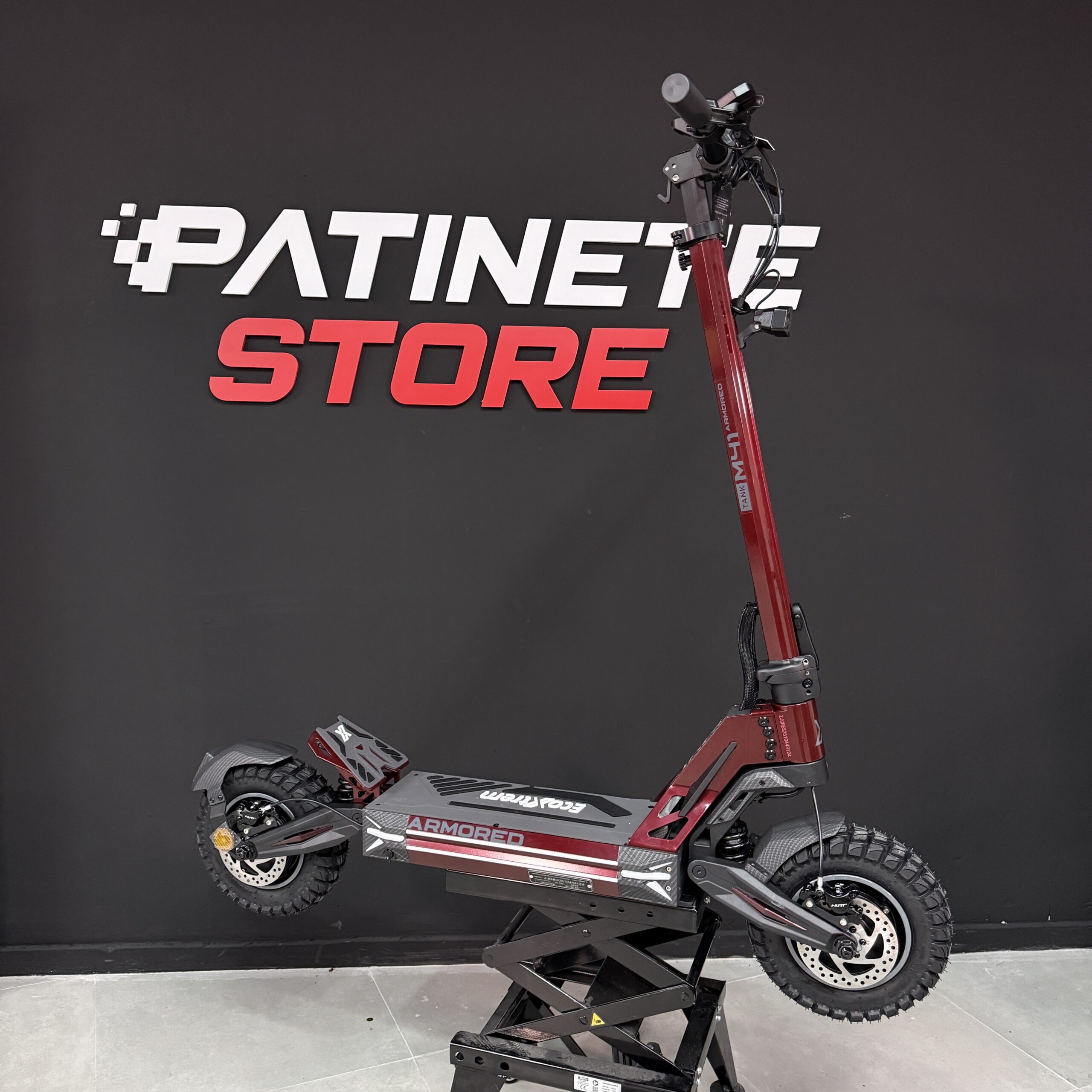 Patinete eléctrico Ecoxtrem M41 Armored DGT (Rojo) - Imagen 3